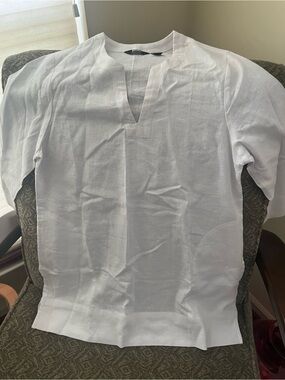 Lands' End Light White Casual Linen Split-V Button-Down Shirt